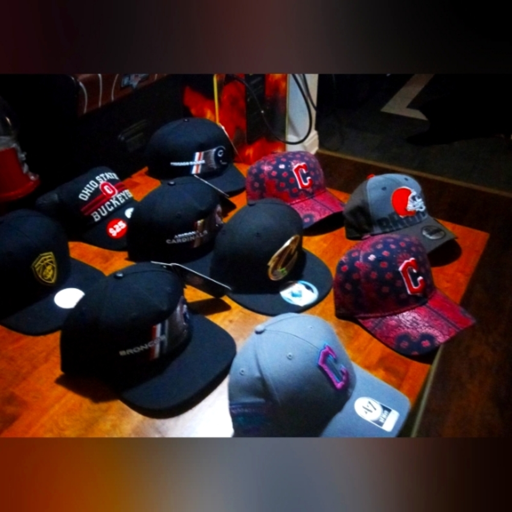 Fited and snap back hats nwt